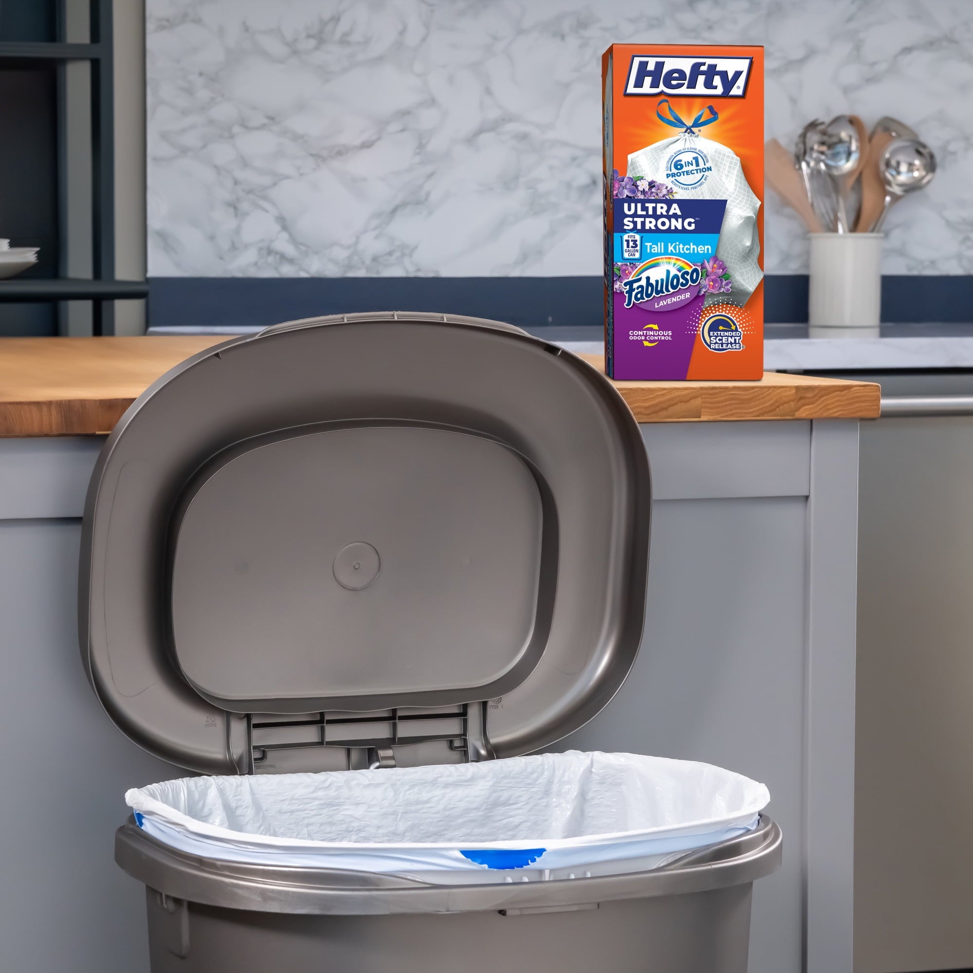 Hefty Ultra Strong 13 Gallon Trash Bags, Tall Kitchen Trash Bags, White, Fabuloso Lavender Scent, 120 Bags